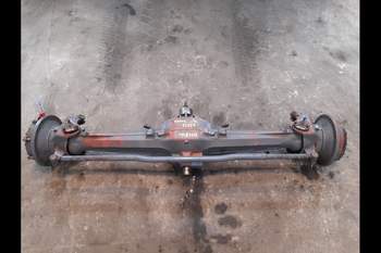 salg af New Holland 8160  Disassembled front axle