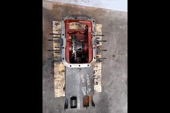salg af New Holland 8160  Rear Transmission