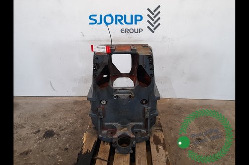 salg af New Holland 8160  Front axle support