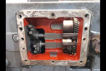 salg af New Holland 8160  Transmission