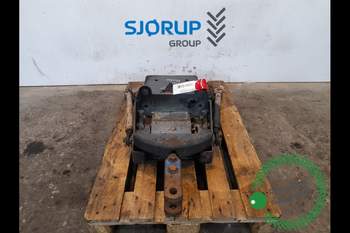 New Holland 8160  Pick Up Hitch