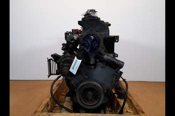 salg af New Holland 8160  Engine