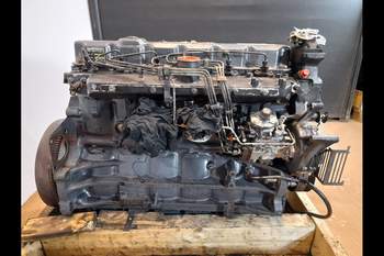 salg af New Holland 8160  Engine