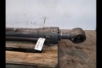 salg af Stikcylinder Volvo ECR 145CL