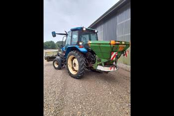 salg af New Holland TS90 tractor