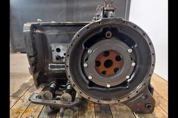 salg af Bagtøjshus Valtra T213