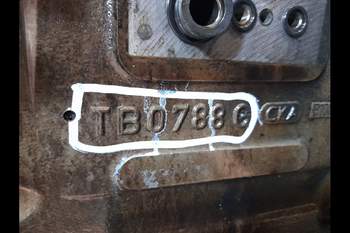 salg af Bagtøjshus Valtra T213