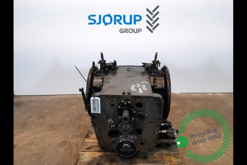 salg af Bagtøjshus Valtra T213