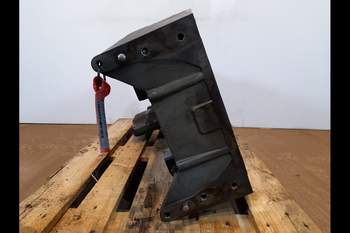 salg af Bundkar Valtra T213