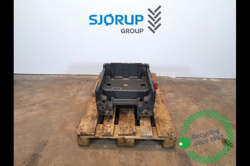 salg af Valtra T213  Front axle support