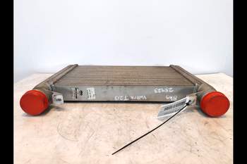 salg af Valtra T213  Intercooler