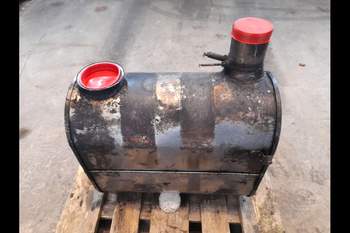 salg af Katalysator Valtra T213