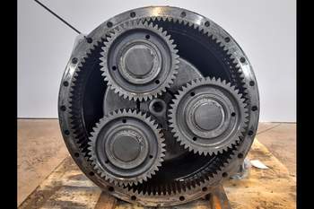 salg af Valtra T213 RIGHT Rear Half Axle