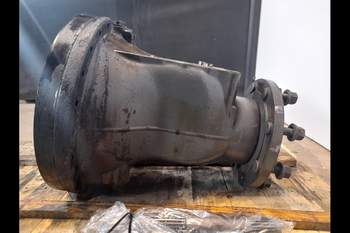 salg af Valtra T213 RIGHT Rear Half Axle