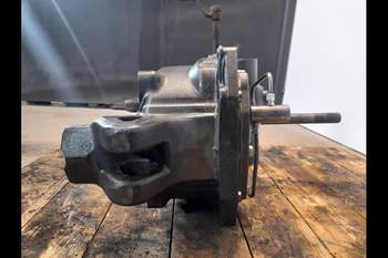 salg af Valtra T213  PTO