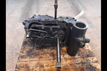 salg af Valtra T213  PTO