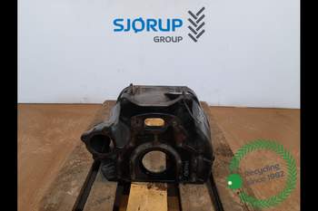 Svinghjulshus Valtra T213 Svinghjulshus Valtra T213