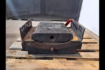 salg af Valtra T213  Weight block