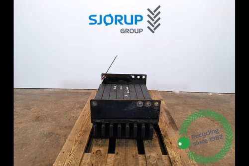 salg af Valtra T213  Weight block
