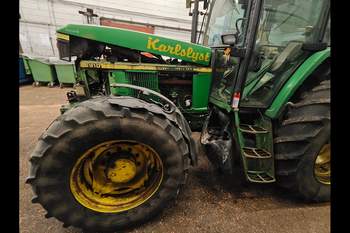 salg af John Deere 6910 traktor