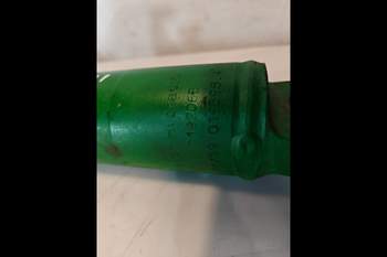 salg af Hydraulisk Cylinder John Deere 6910 