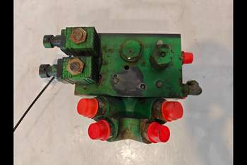 salg af Affjedringsventil John Deere 6910