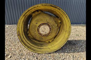 salg af Fælg John Deere 6910 Bag Højre