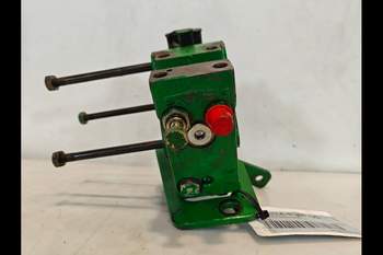 salg af Hydraulventilstöd John Deere 6910