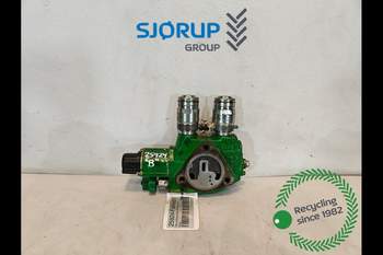 Fjernudtagsventil John Deere 6910 