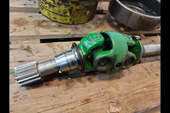 salg af John Deere 6910 RIGHT Front axle final drive