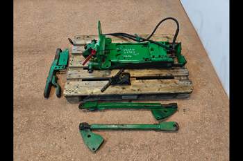 salg af Lyftdragkrokar/hitchkrokar John Deere 6910 