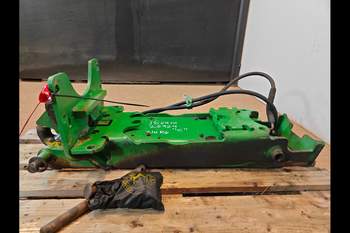 salg af Lyftdragkrokar/hitchkrokar John Deere 6910 