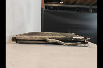 salg af Kondensator John Deere 6910 