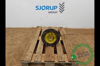 John Deere 6910 RIGHT Rear axle stubshaft