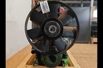 salg af Motor John Deere 6910 