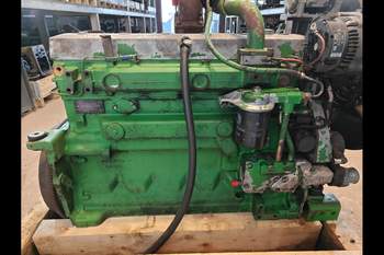salg af Motor John Deere 6910 