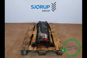 New Holland T7550  Oil Pan New Holland T7550  Oil Pan