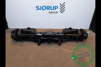 New Holland T7550  Front Axle New Holland T7550  Front Axle