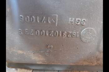 salg af New Holland T7550  Hydraulic oil tank