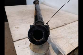salg af New Holland T7550  Drive shaft