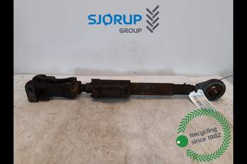 New Holland T7550 LEFT Lifting Rod New Holland T7550 LEFT Lifting Rod