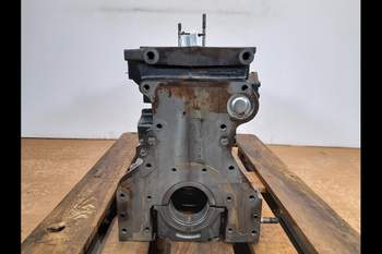salg af New Holland T7550  Engine Block