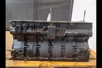 salg af New Holland T7550  Engine Block