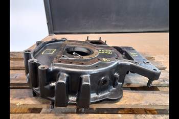 salg af New Holland T7550 Flywheel housing