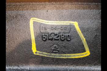 salg af New Holland T7550 Flywheel housing