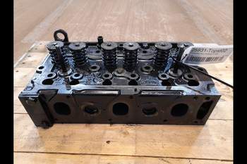 salg af New Holland T7550 Cylinder Head