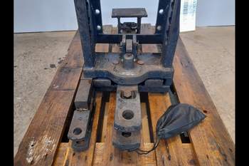 salg af New Holland T7550  Pick Up Hitch