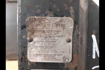 salg af New Holland T7550  Pick Up Hitch