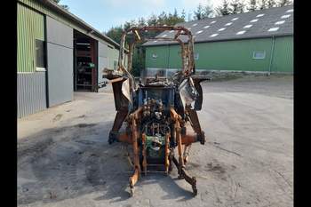salg af John Deere 6900 traktor