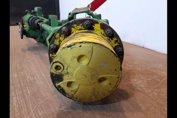 salg af Adskilt Foraksel John Deere 6900